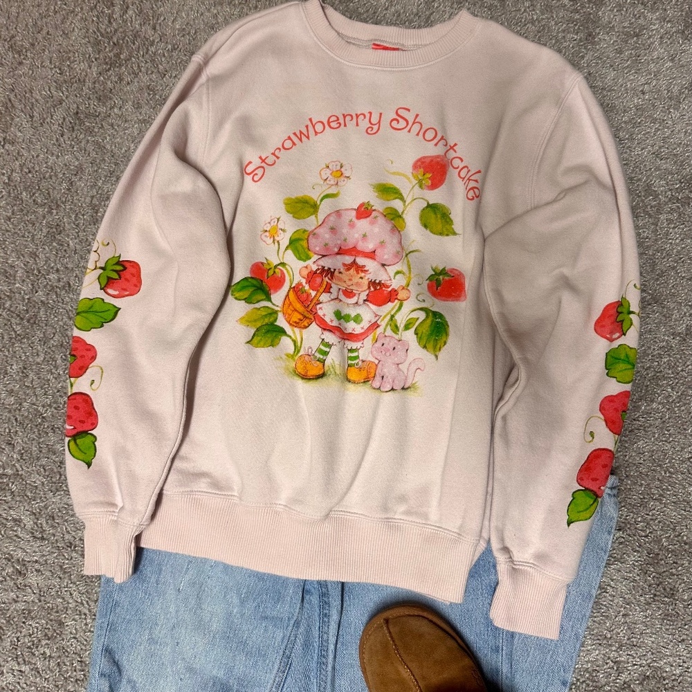 VINTAGE STRAWBERRY SHORTCAKE CREW